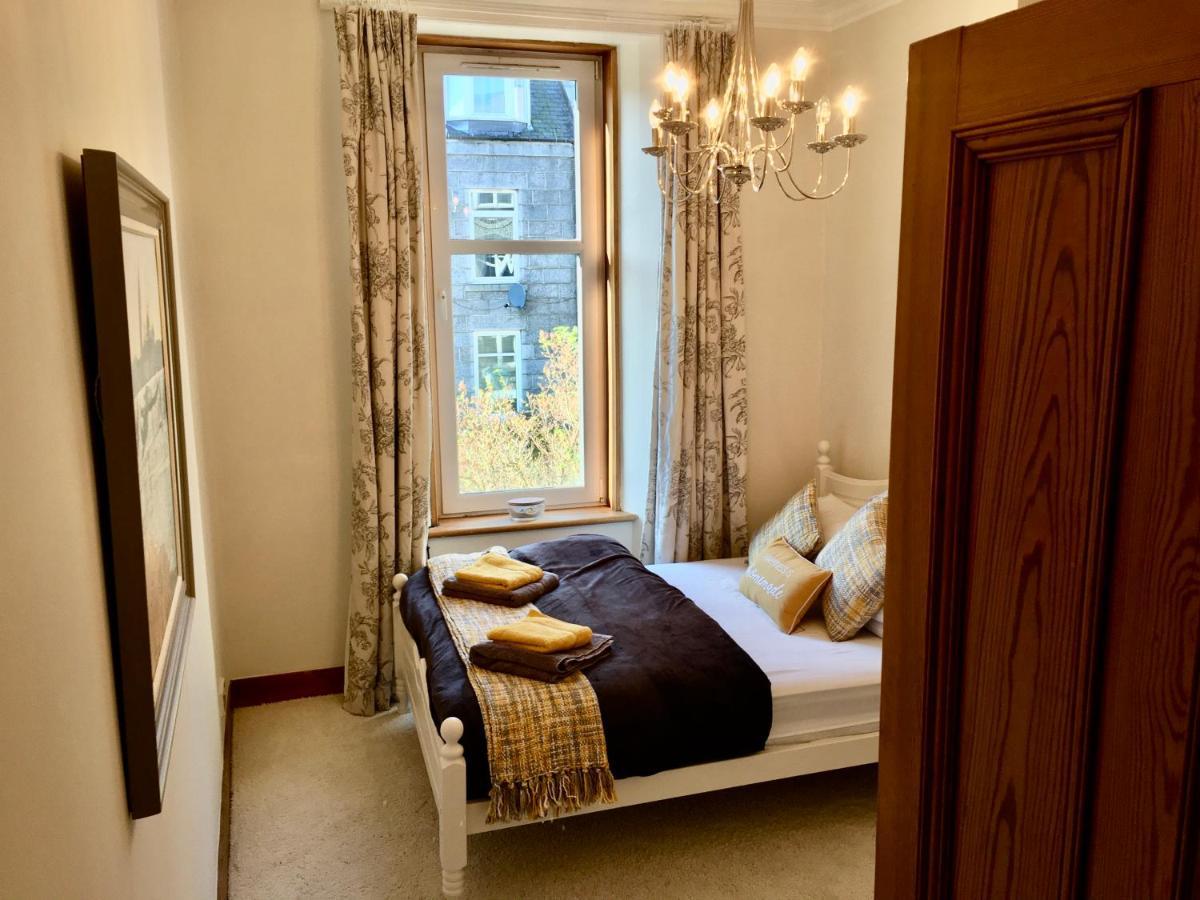Cosy 2 Bedroom Central Apartment - Free Parking, Free Wifi Aberdeen Zewnętrze zdjęcie
