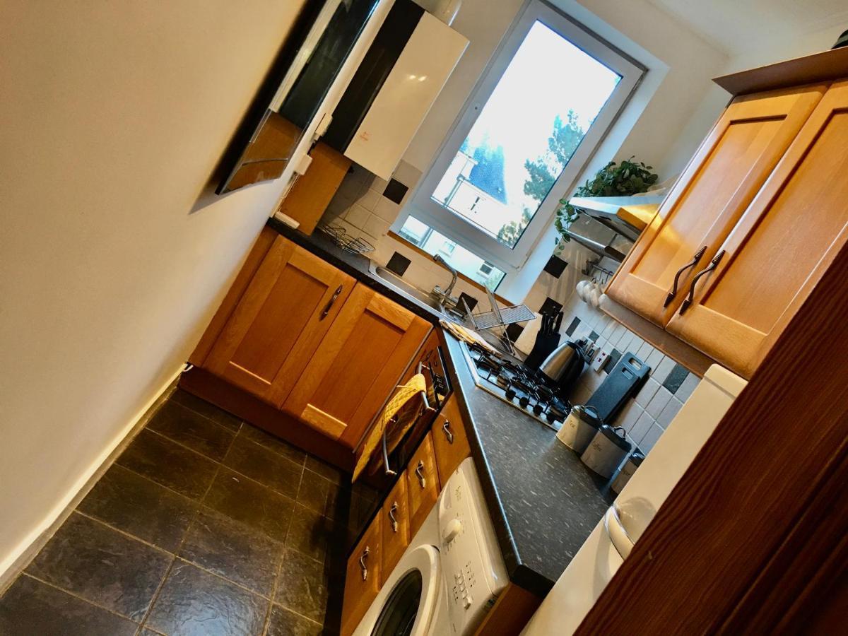 Cosy 2 Bedroom Central Apartment - Free Parking, Free Wifi Aberdeen Zewnętrze zdjęcie